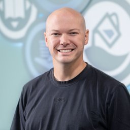 Davis Craig Updated Staff Photo