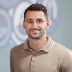 Holden Meyers Updated Staff Photo